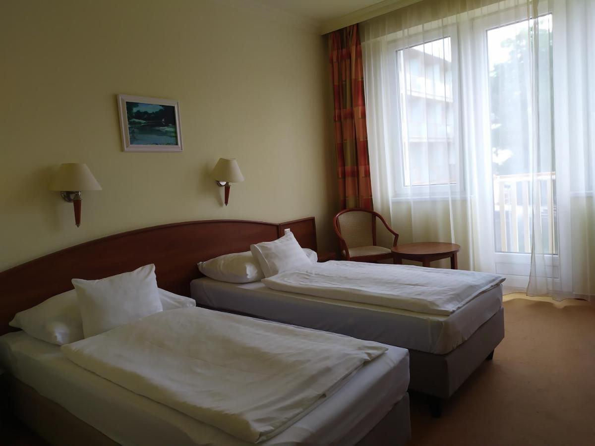 Hungarospa Thermal Hotel Hajduszoboszlo Bagian luar foto