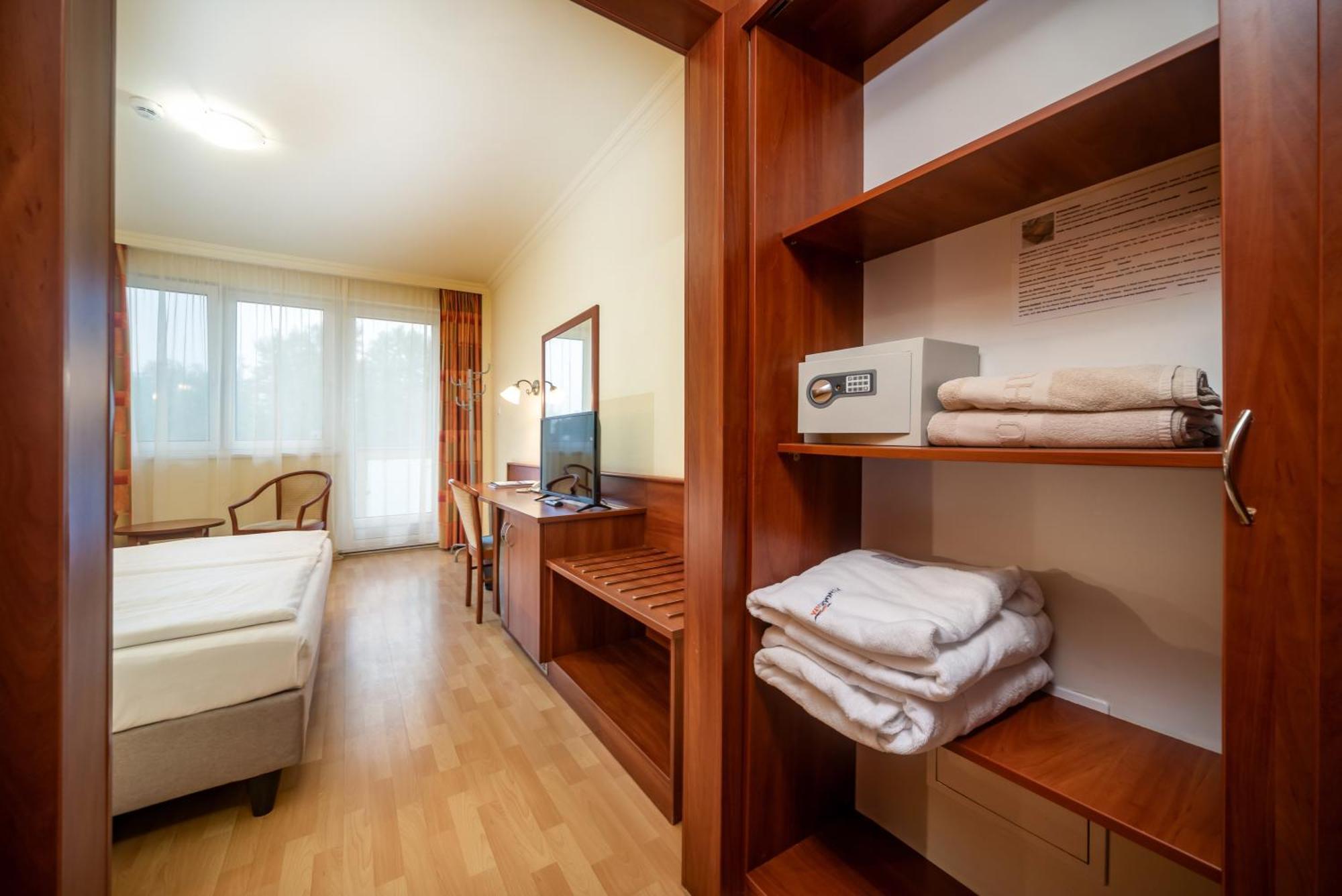 Hungarospa Thermal Hotel Hajduszoboszlo Bagian luar foto