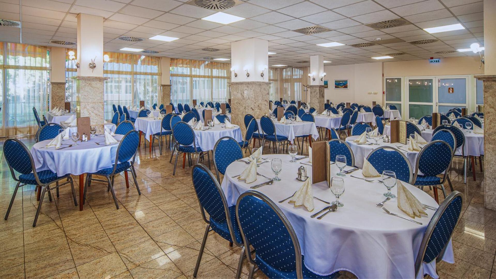 Hungarospa Thermal Hotel Hajduszoboszlo Bagian luar foto